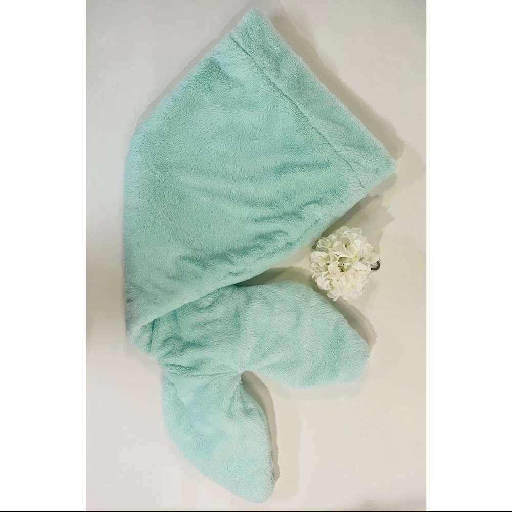 Nicole Miller Home Plush Mermaid Tail Blanket, Teal with Sparkles